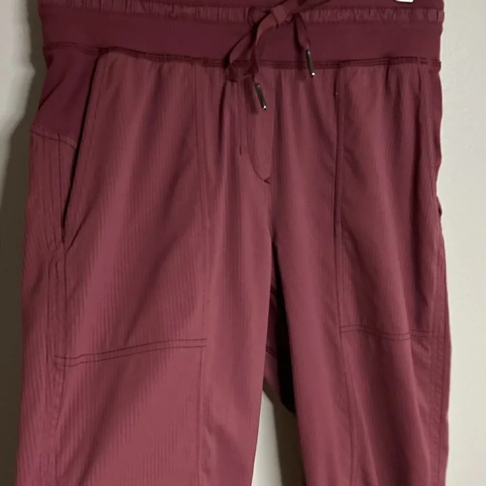 Lululemon Dance Studio Crop Pants Size S (4-6) In Flush Pink Color